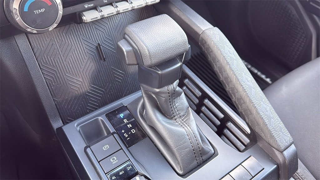 Used 2024 Toyota Tacoma SR5 image 25