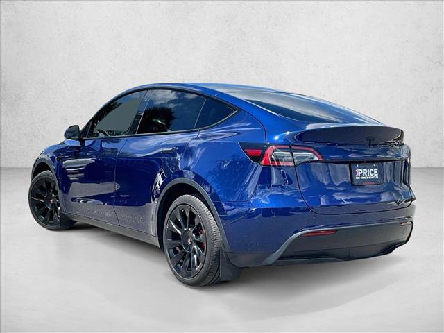 Used 2022 Tesla Model Y Long Range image 12