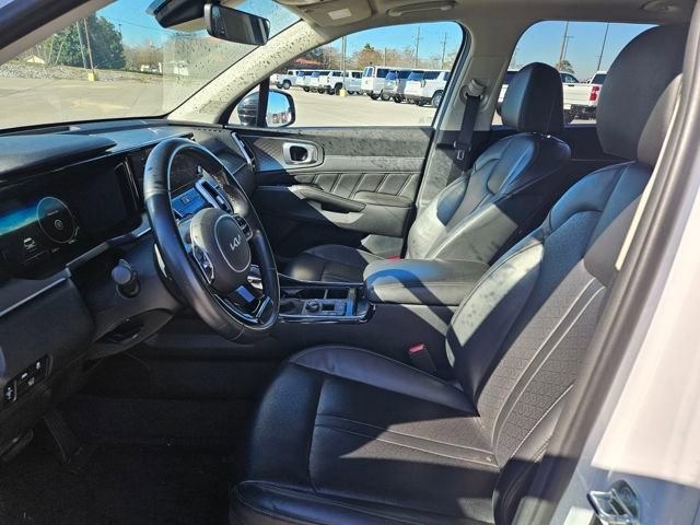 Used 2023 Kia Sorento SX image 9