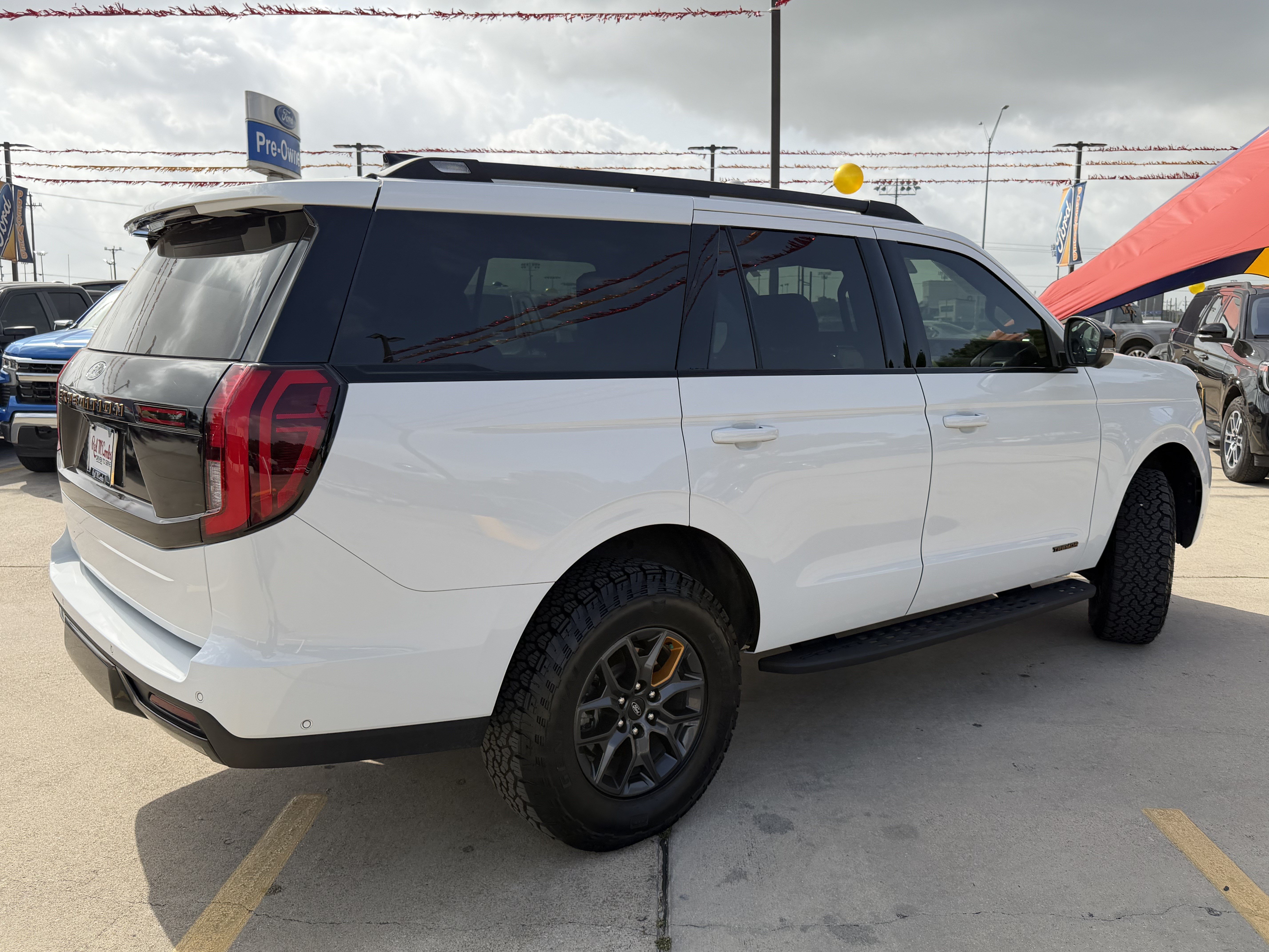 Certified 2025 Ford Expedition Tremor AWD/4WD image 6