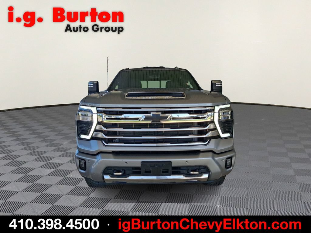 Certified 2025 Chevrolet Silverado 2500 High Country w/ Technology Package AWD/4WD image 2