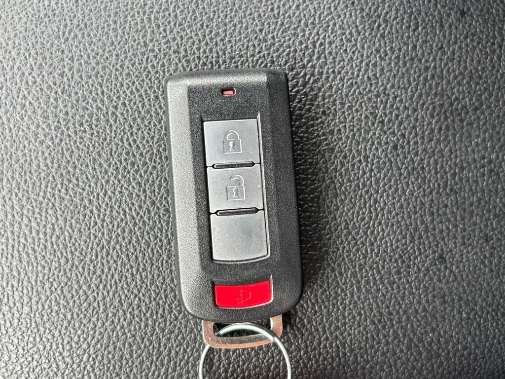 Used 2025 Mitsubishi Outlander Sport SE AWD/4WD image 31