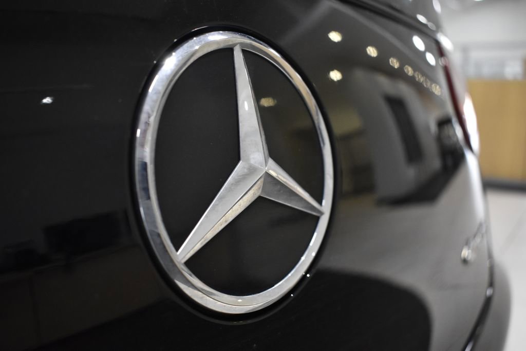 Used 2022 Mercedes-Benz GLC 300 4MATIC Coupe image 17