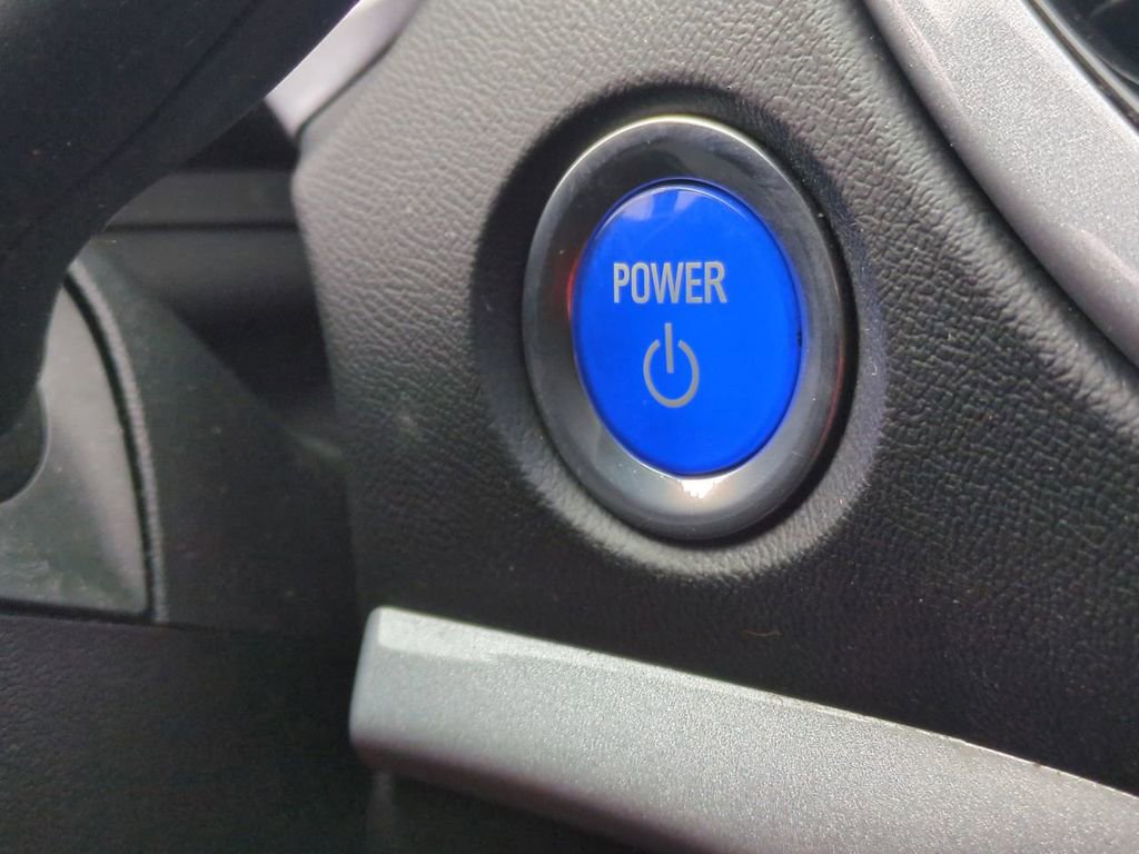 Used 2018 Chevrolet Volt LT image 17