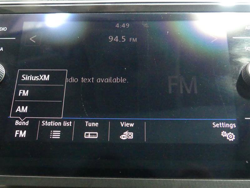 Used 2019 Volkswagen Tiguan SE w/ Panoramic Sunroof Package image 40