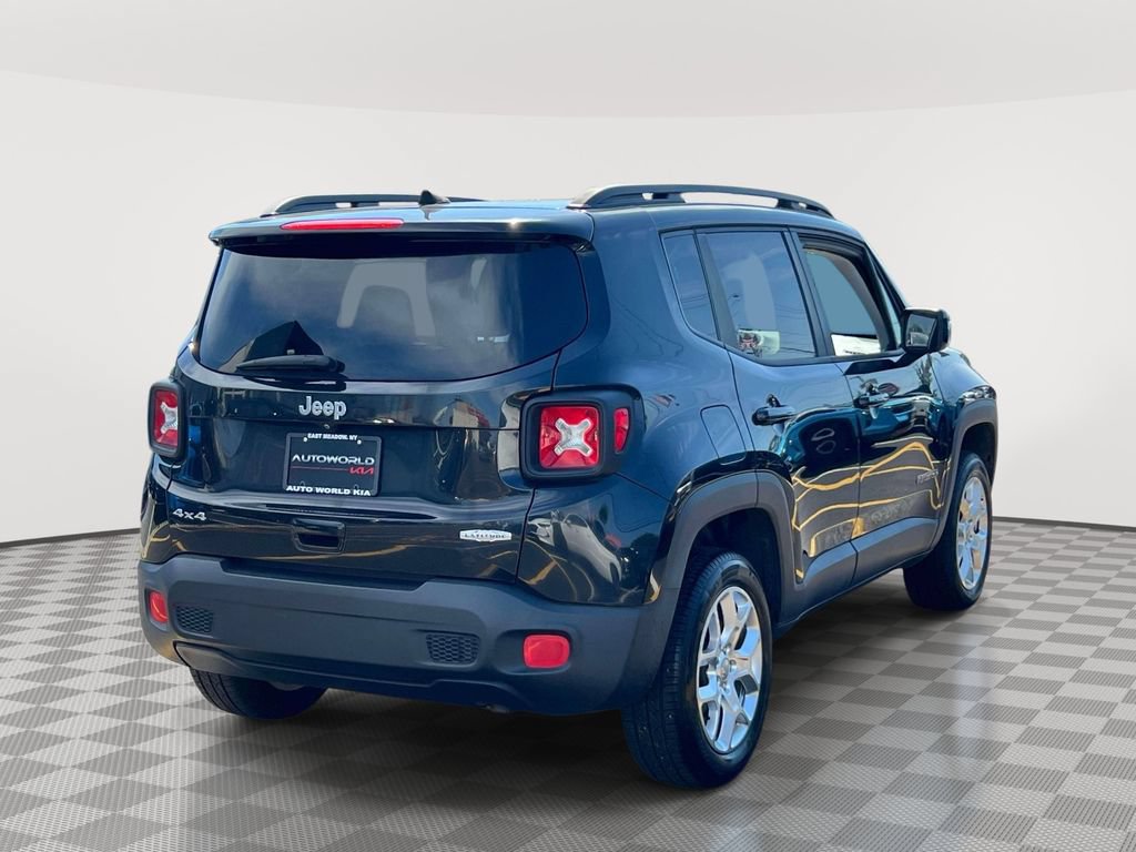 Used 2018 Jeep Renegade Latitude w/ Cold Weather Group AWD/4WD image 7