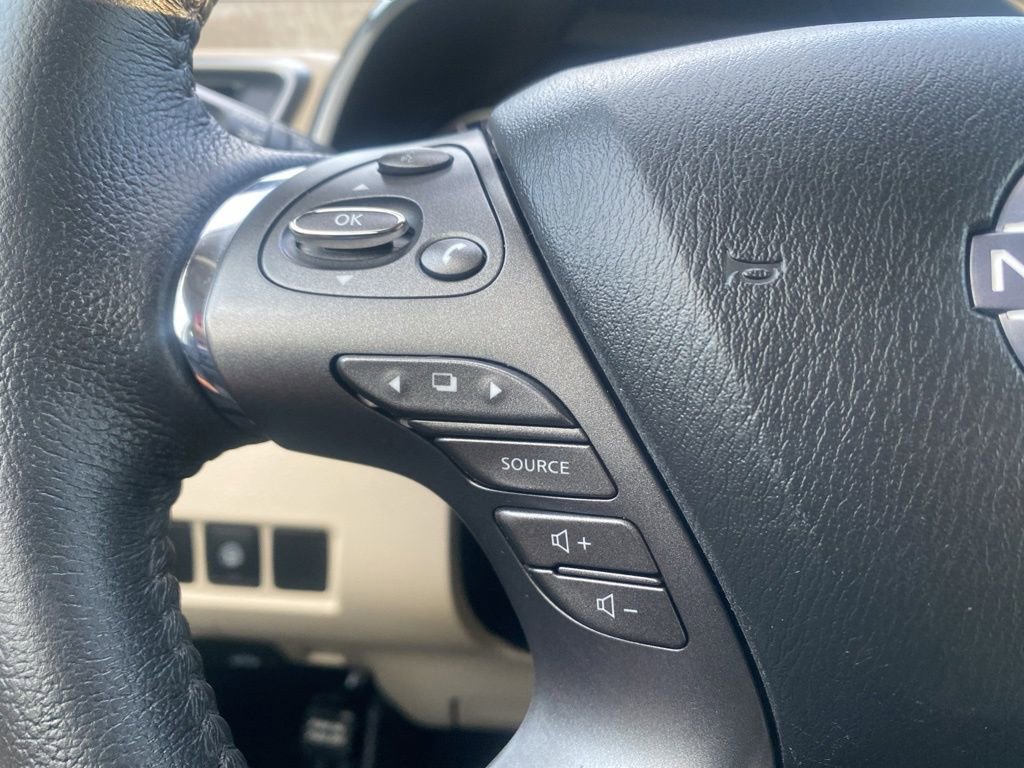 Used 2024 Nissan Murano SV image 17