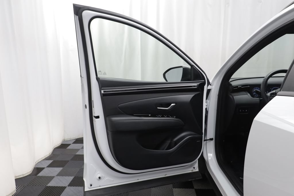 Used 2022 Hyundai Santa Cruz Limited w/ Cargo Package AWD/4WD image 4