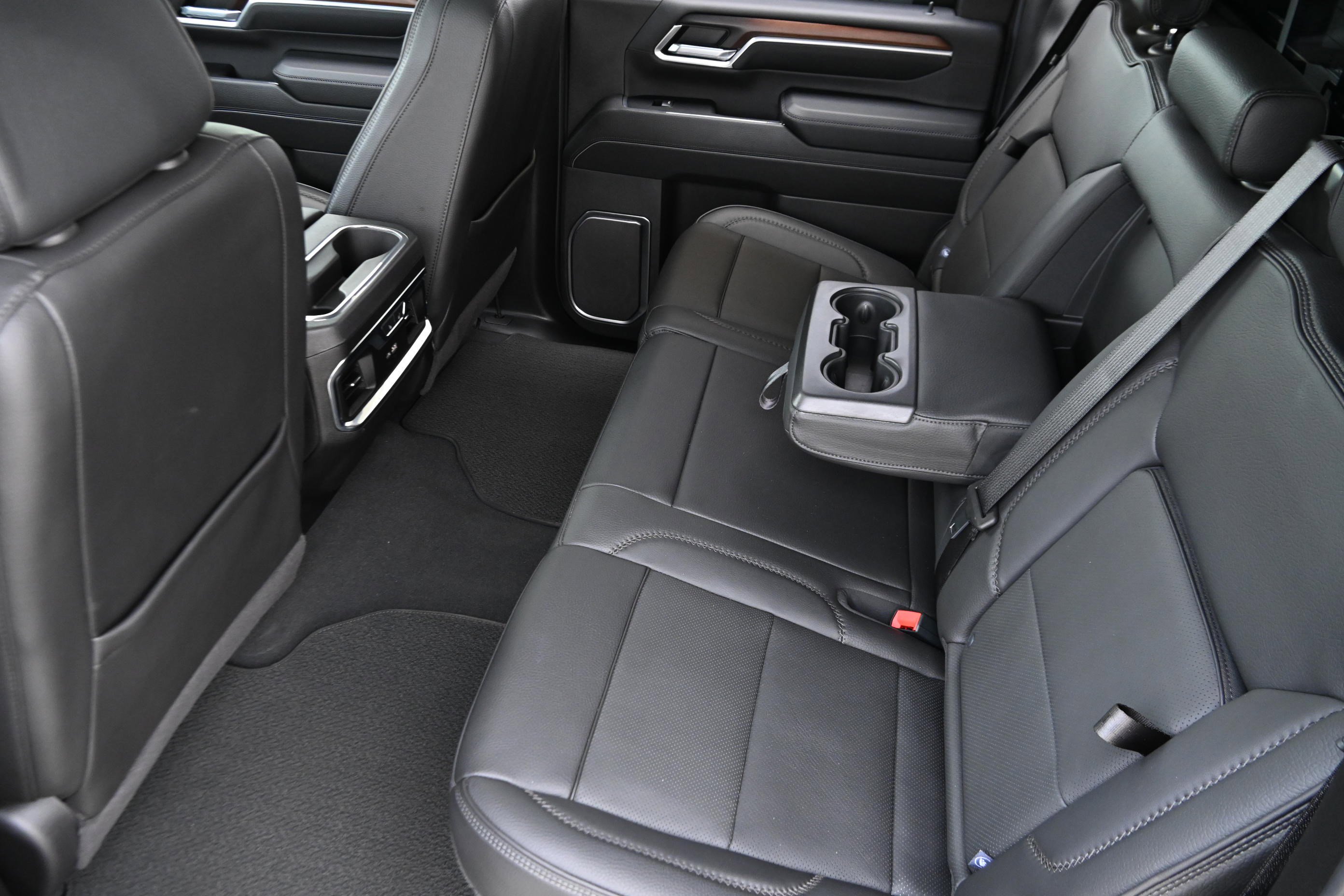 Used 2024 GMC Sierra 2500 Denali w/ Denali Reserve Package image 11