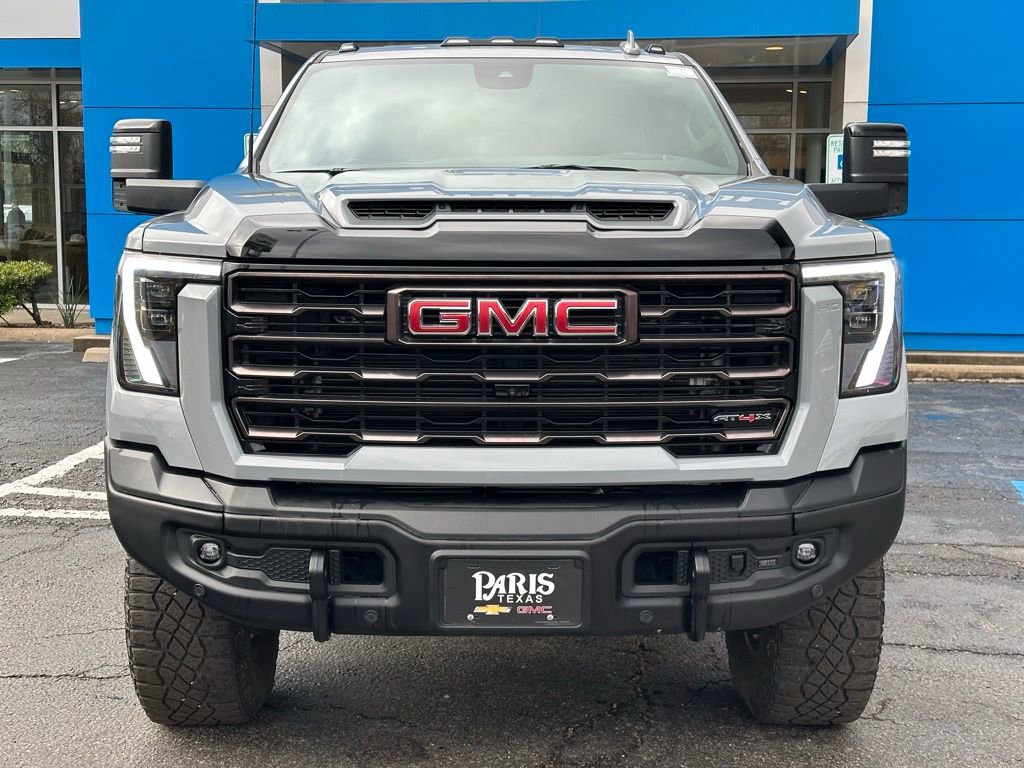 Used 2024 GMC Sierra 2500 AT4X w/ AT4X AEV Edition image 2