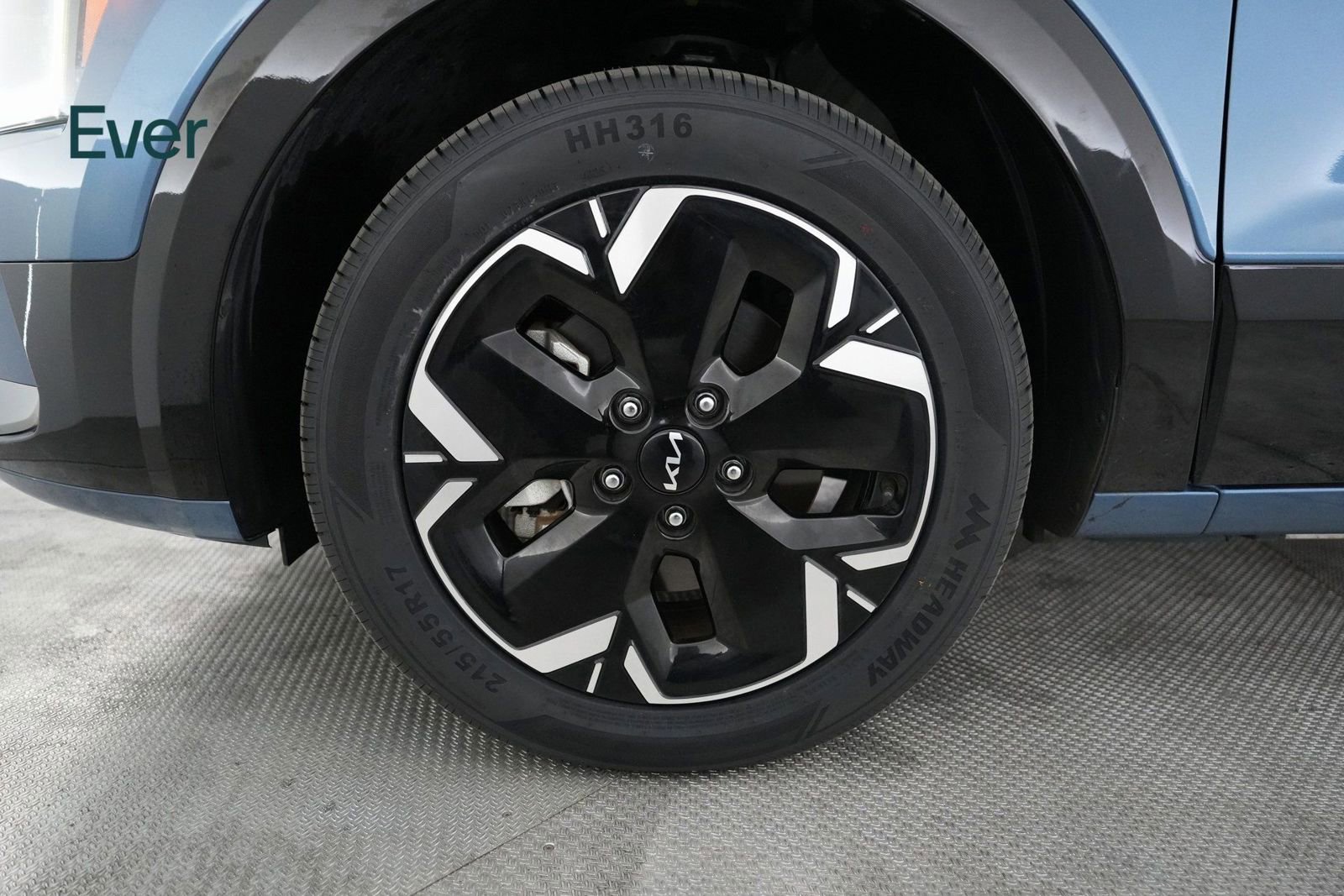 Used 2024 Kia Niro Wind image 18