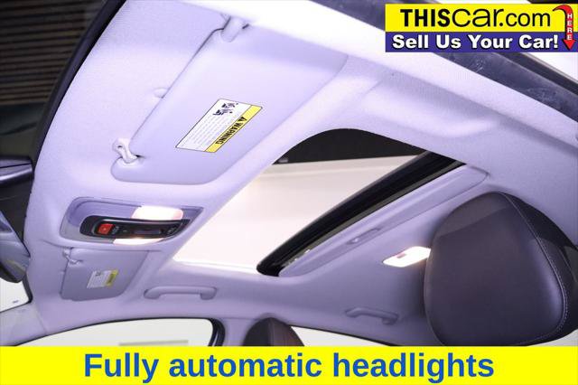 Used 2022 Hyundai Elantra Limited FWD image 25