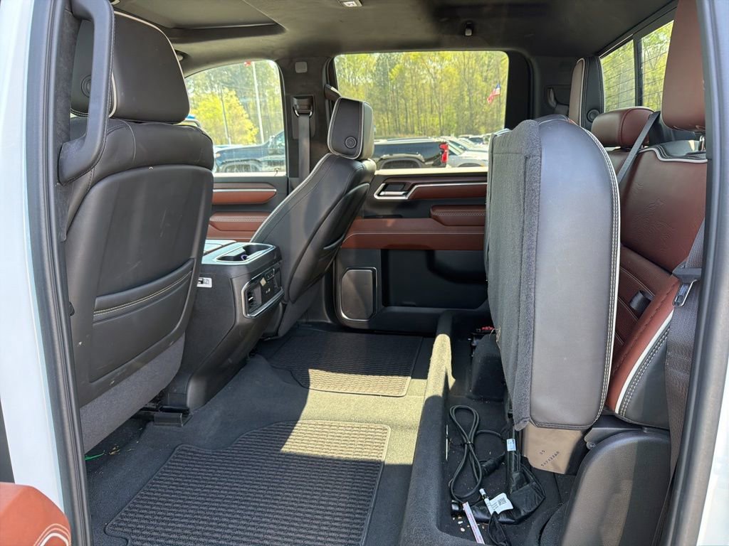 Used 2024 GMC Sierra 2500 Denali Ultimate AWD/4WD image 10