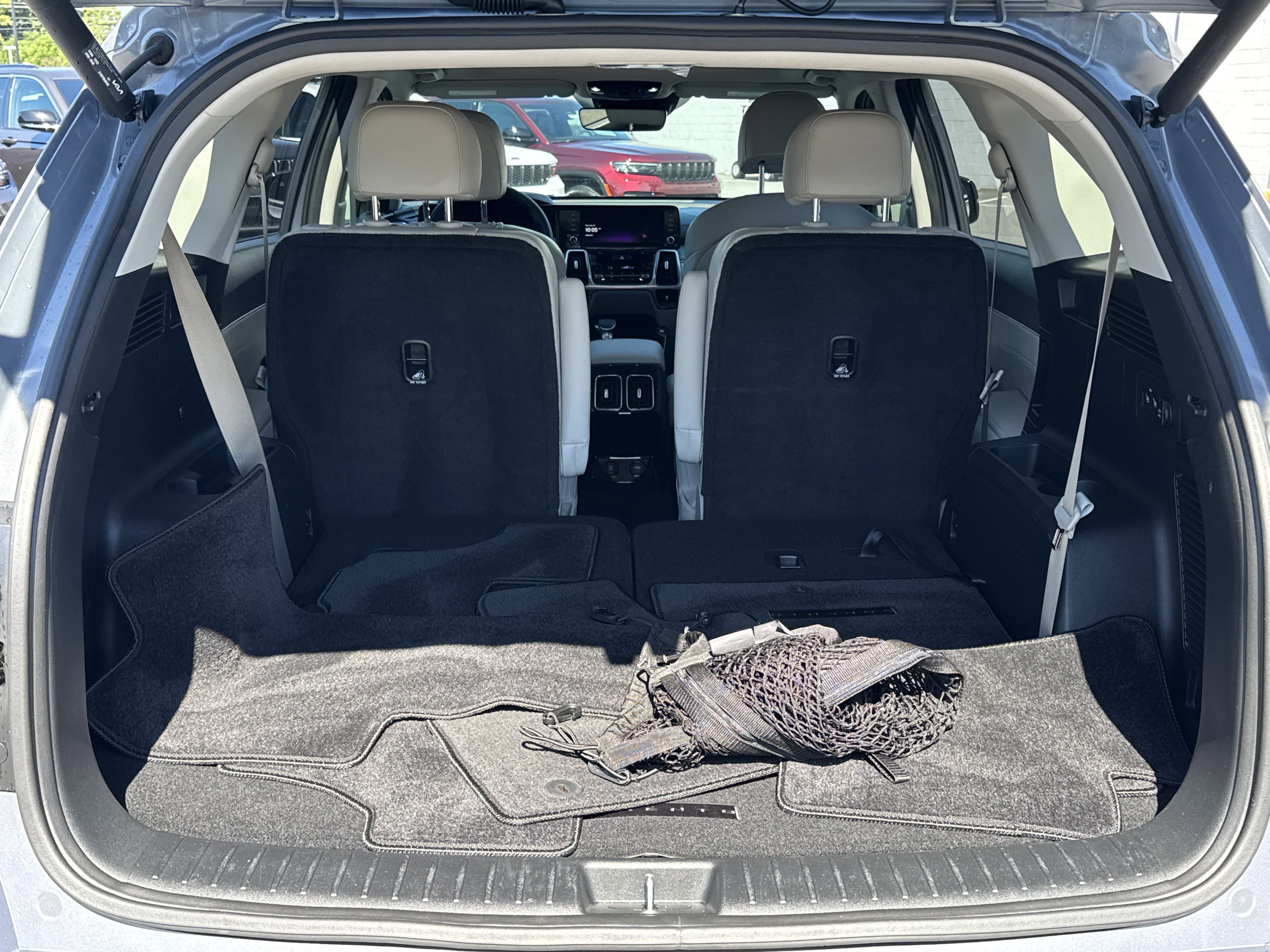 Used 2023 Kia Sorento SX image 23