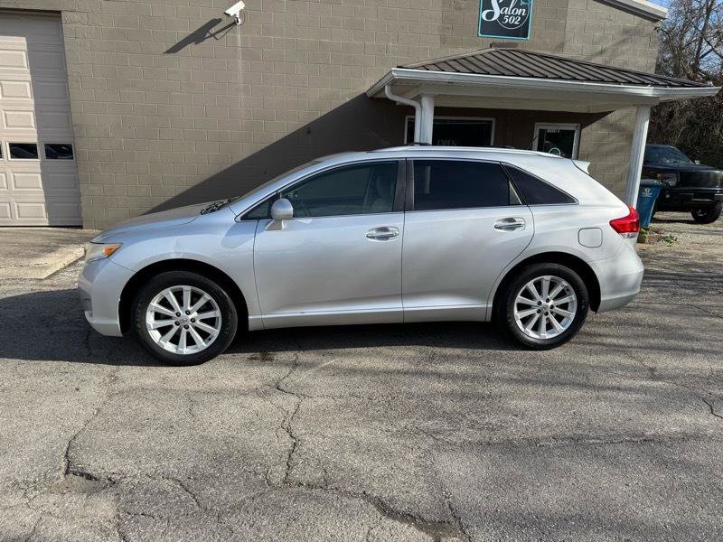 Used 2011 Toyota Venza w/ Convenience Pkg image 8