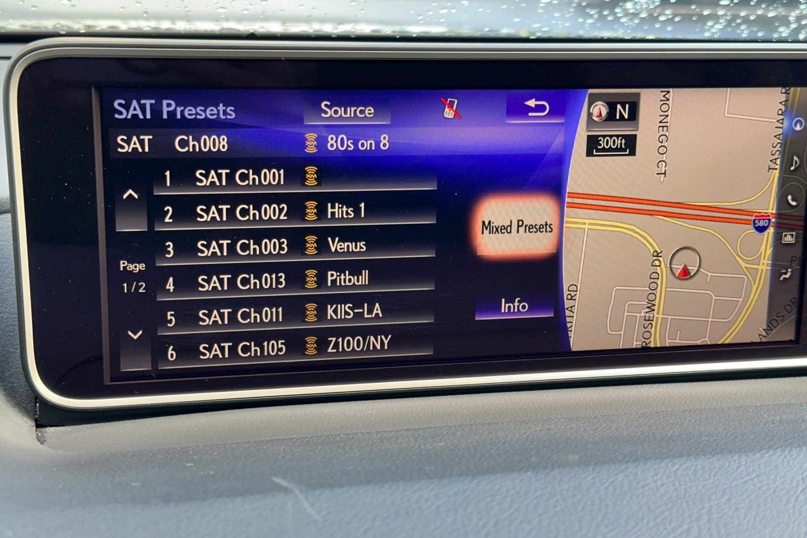 Used 2017 Lexus RX 450h AWD image 24