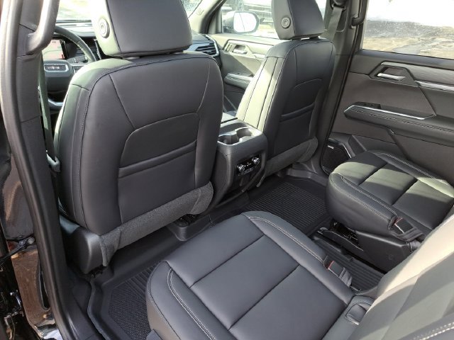 New 2026 GMC Acadia Elevation w/ Elevation Premium Package FWD image 9