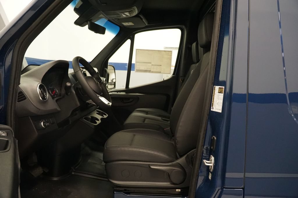 New 2026 Mercedes-Benz Sprinter 2500 image 12