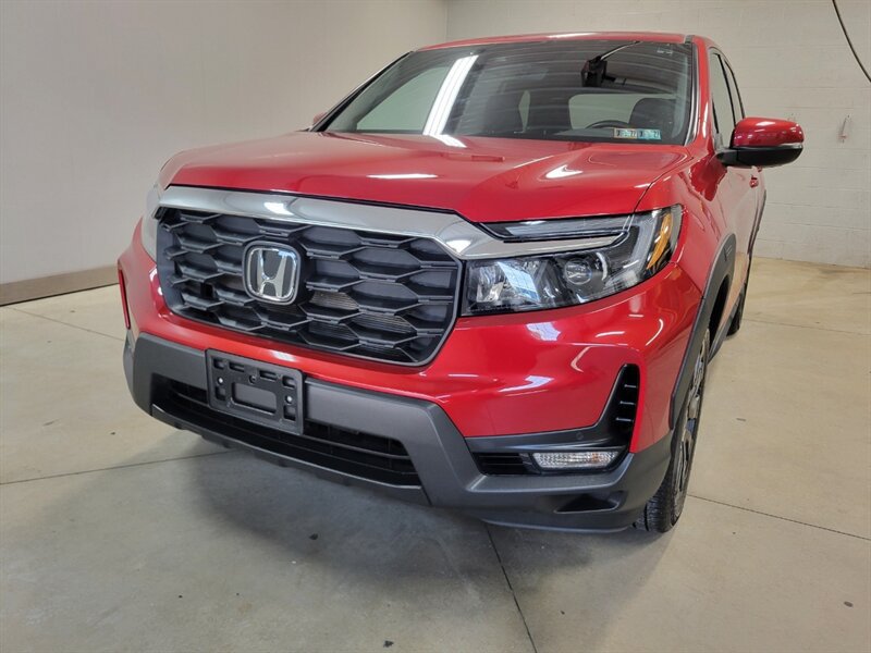 Used 2023 Honda Passport EX-L image 2