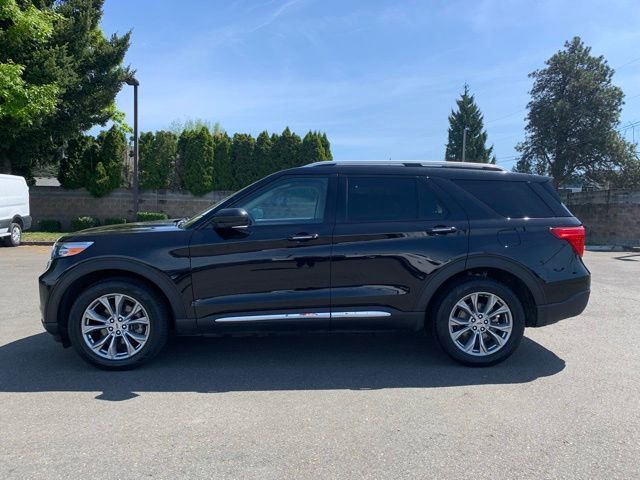 Used 2023 Ford Explorer Limited AWD/4WD image 2