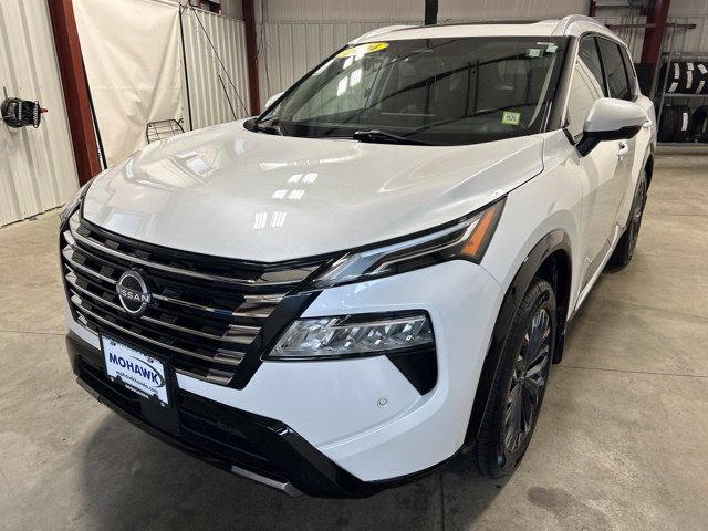 Used 2024 Nissan Rogue Platinum w/ Platinum Premium Package