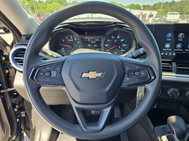 Used 2026 Chevrolet Trax LS FWD image 19