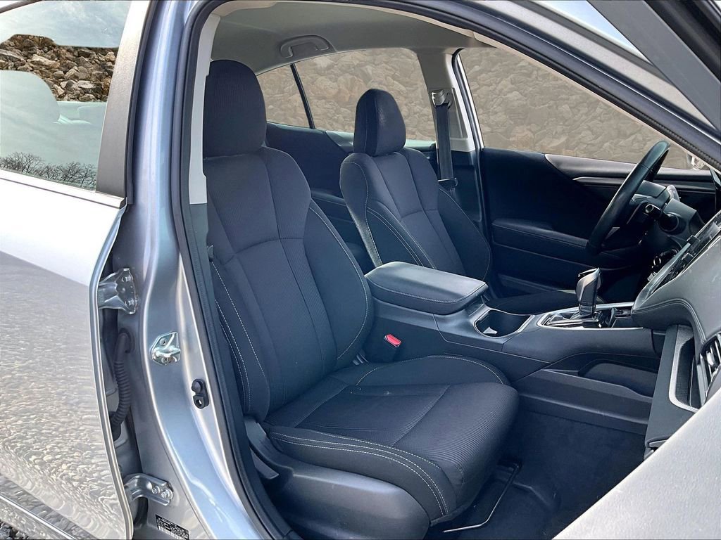 Used 2022 Subaru Legacy Premium image 7
