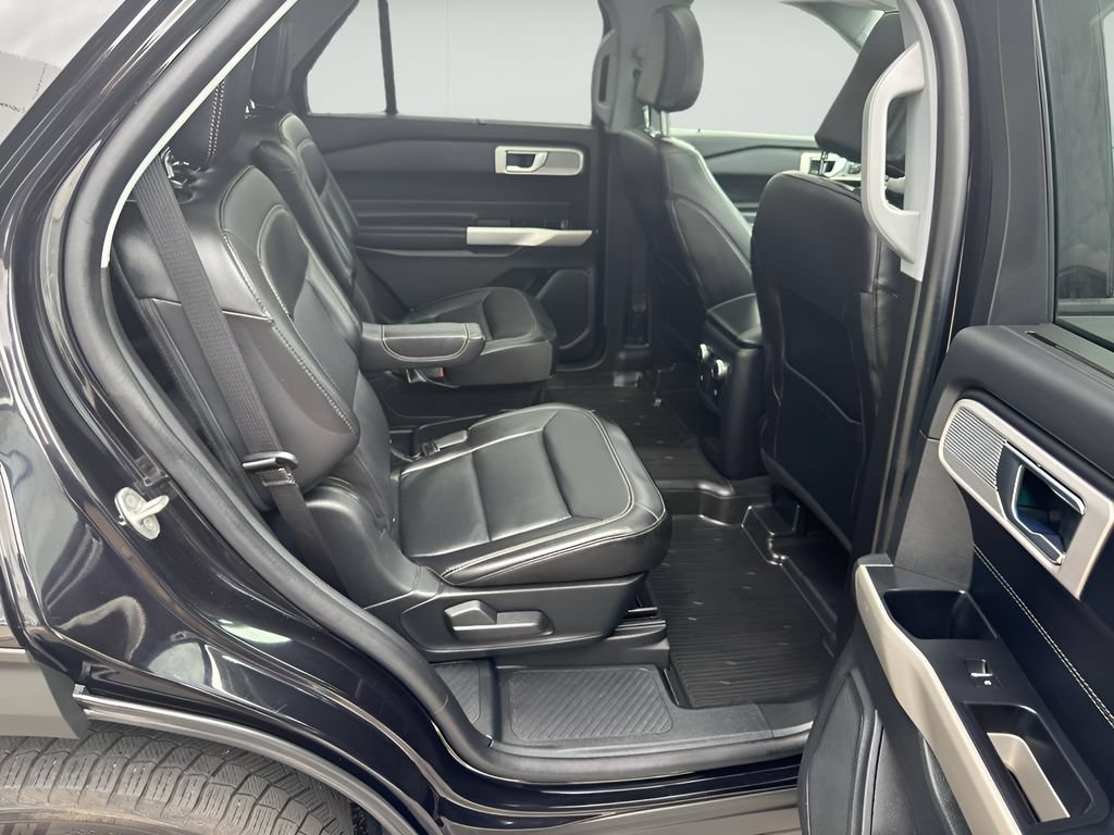 Used 2021 Ford Explorer Limited AWD/4WD image 12