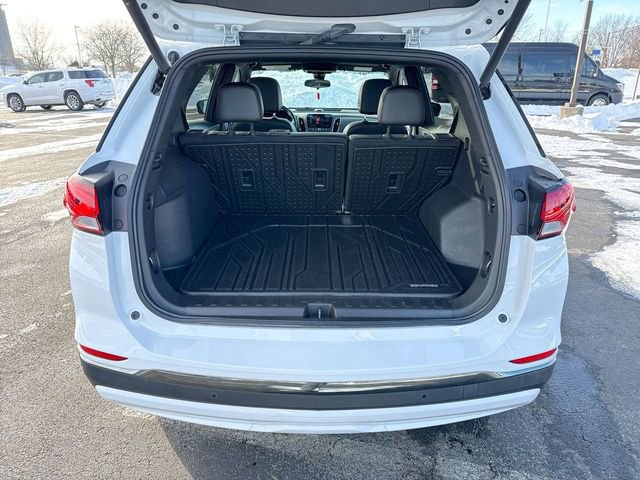 Used 2022 Chevrolet Equinox RS w/ Infotainment Package image 24