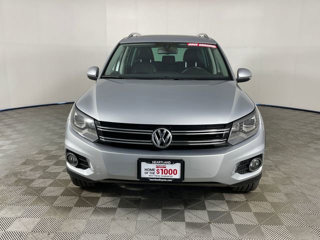 Used 2017 Volkswagen Tiguan SEL AWD/4WD image 28