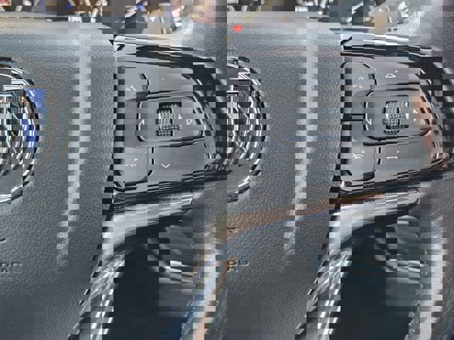 Used 2024 Buick Enclave Premium image 28