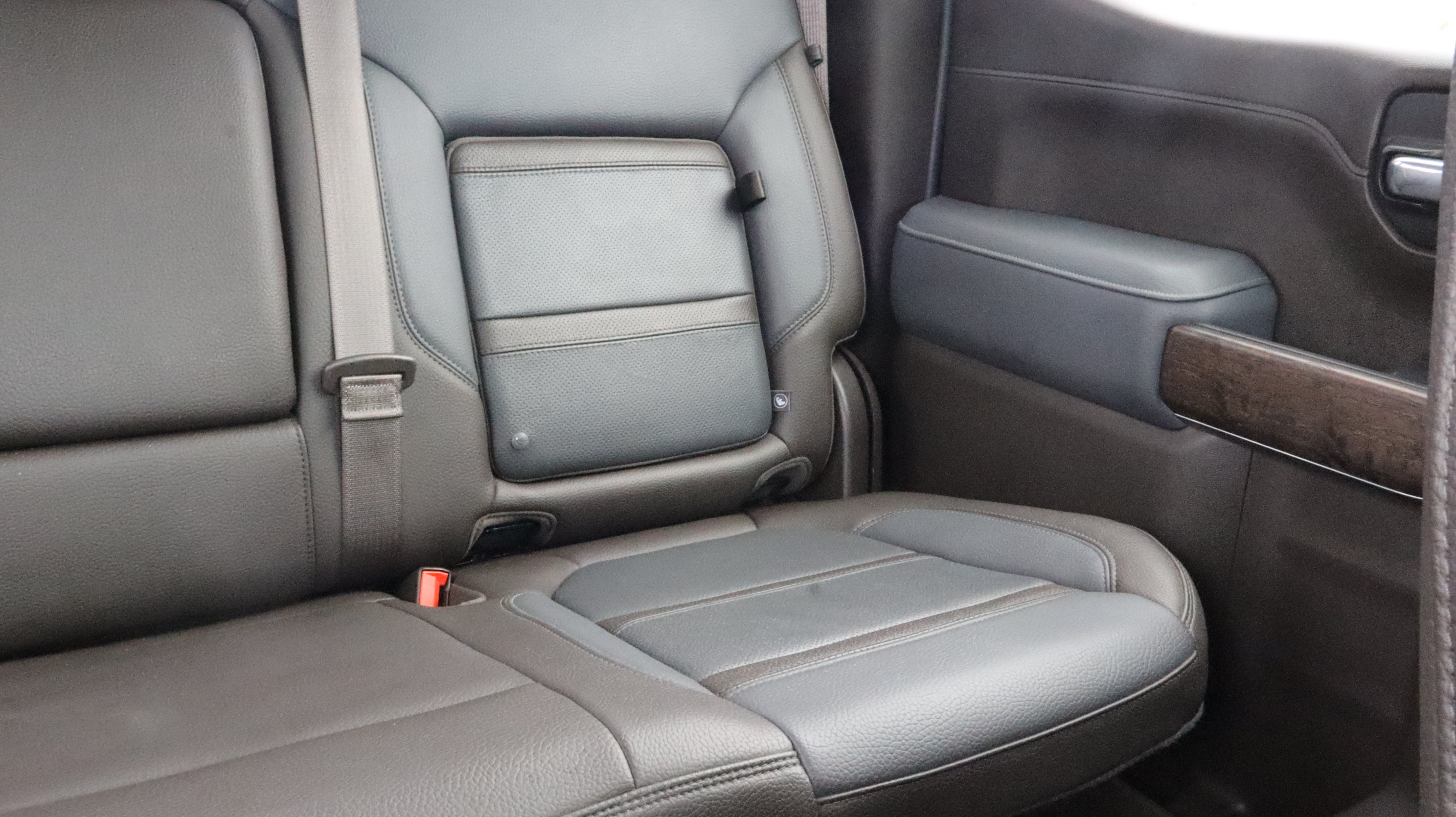 Used 2021 GMC Sierra 1500 Denali w/ Driver Alert Package II AWD/4WD image 9