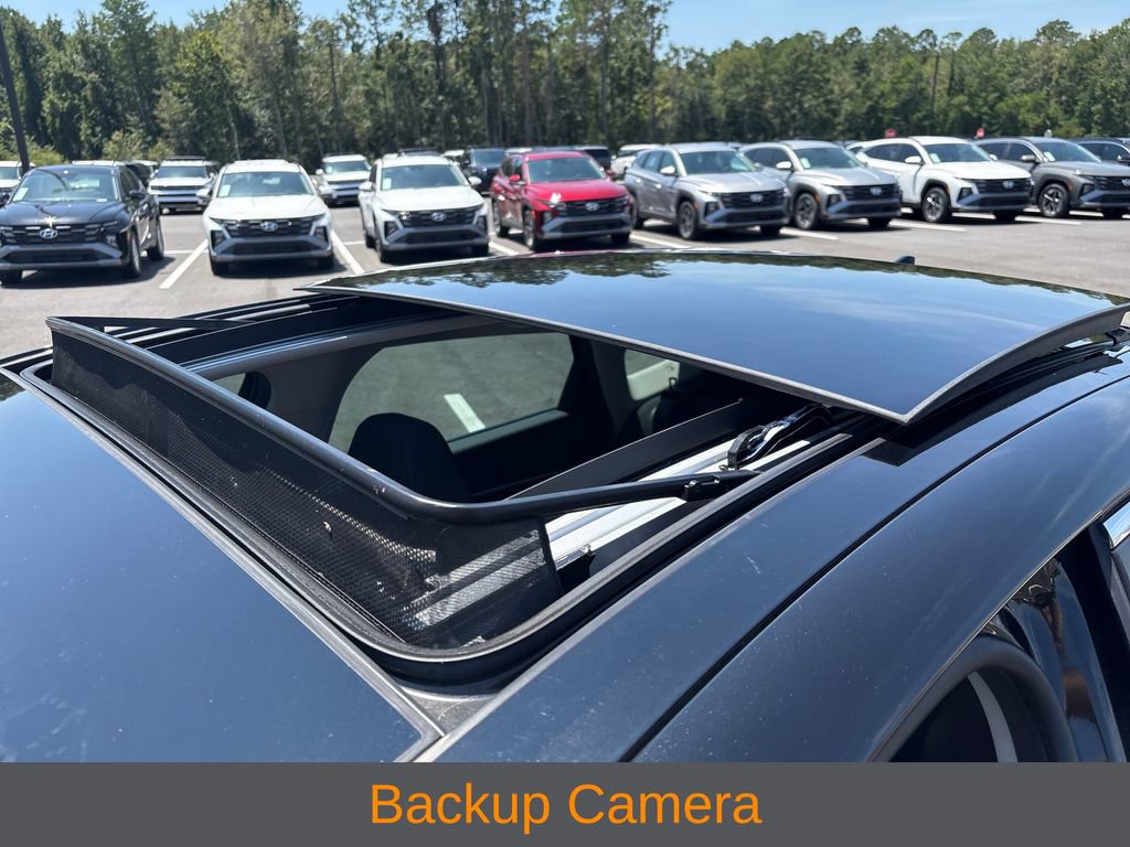 Certified 2022 Hyundai Sonata SEL w/ Convenience Package FWD image 6