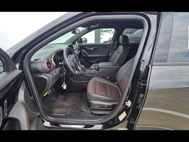 Used 2025 Chevrolet Blazer RS w/ Enhanced Convenience Package AWD/4WD image 6