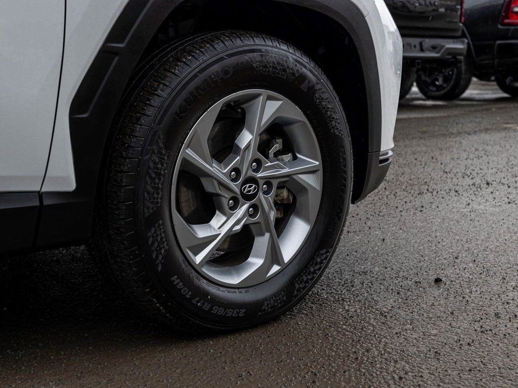 Used 2023 Hyundai Tucson SE image 9