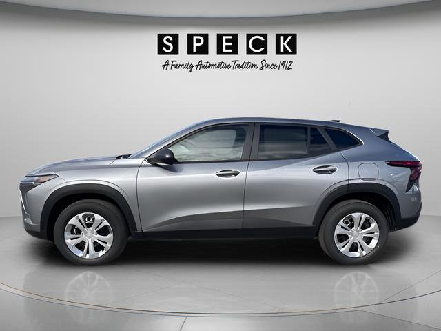 New 2026 Chevrolet Trax LS w/ Driver Confidence Package image 2