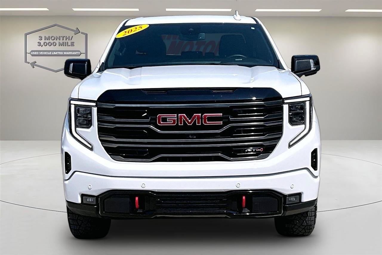 Used 2025 GMC Sierra 1500 AT4 AWD/4WD image 2