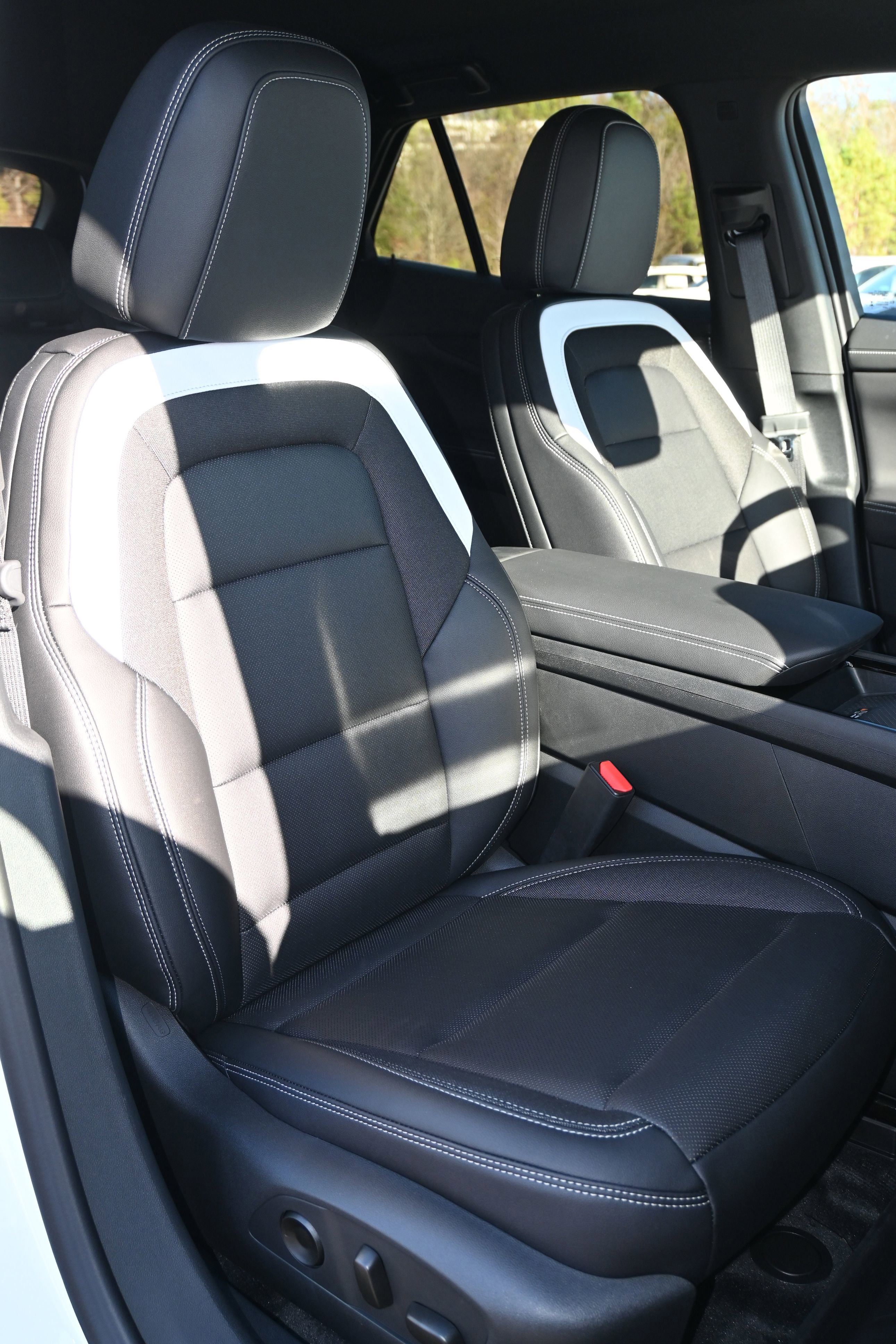 New 2026 Chevrolet Blazer EV LT w/ Super Cruise Package FWD image 28