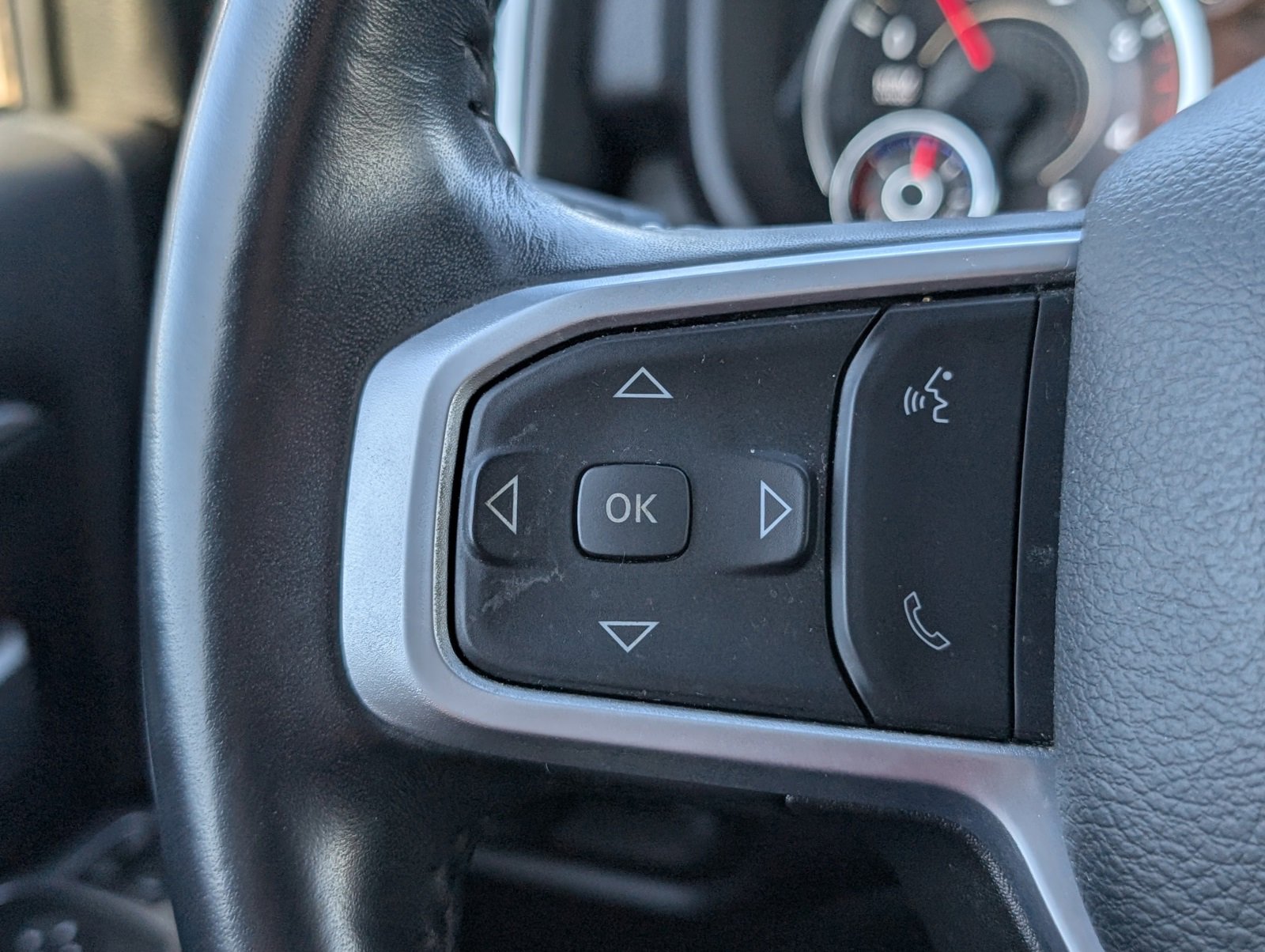 Used 2024 RAM 2500 Big Horn image 24