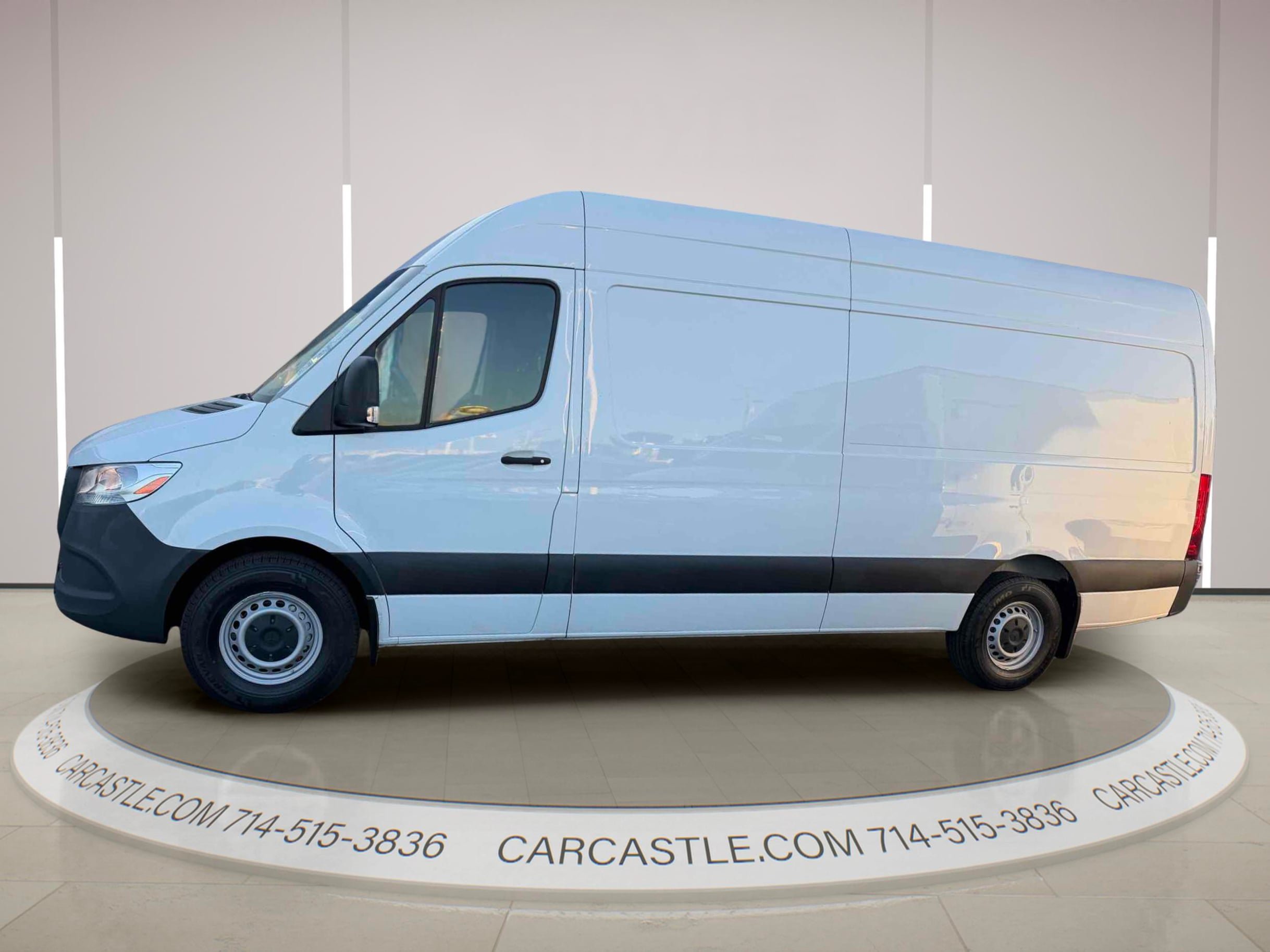 Used 2023 Mercedes-Benz Sprinter 2500 image 3
