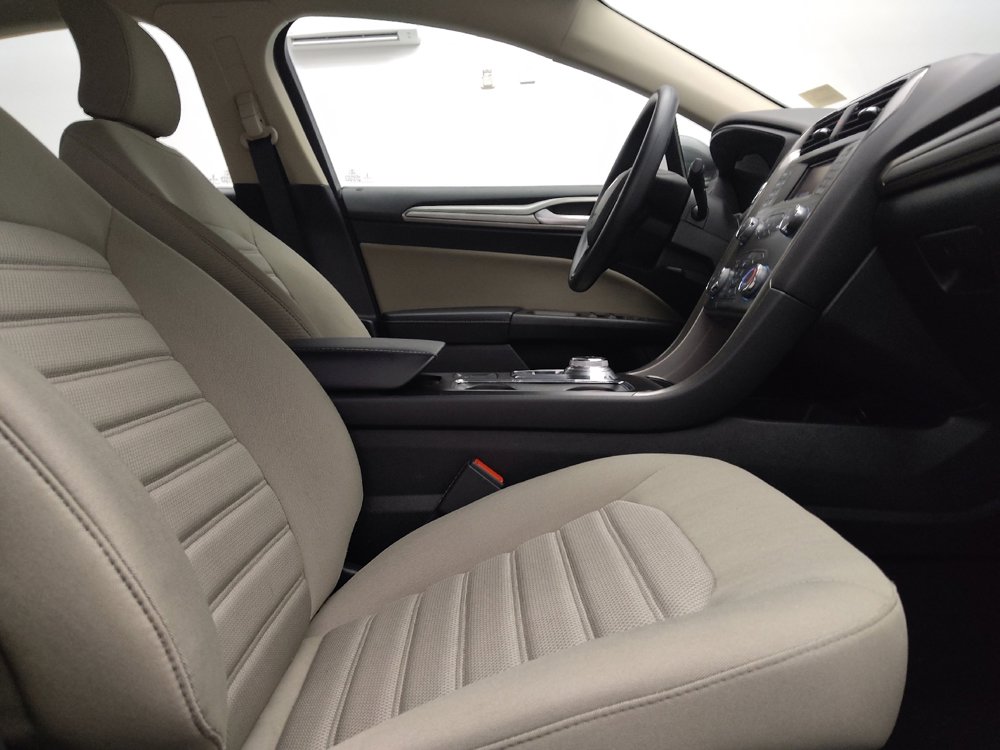 Used 2019 Ford Fusion S image 21