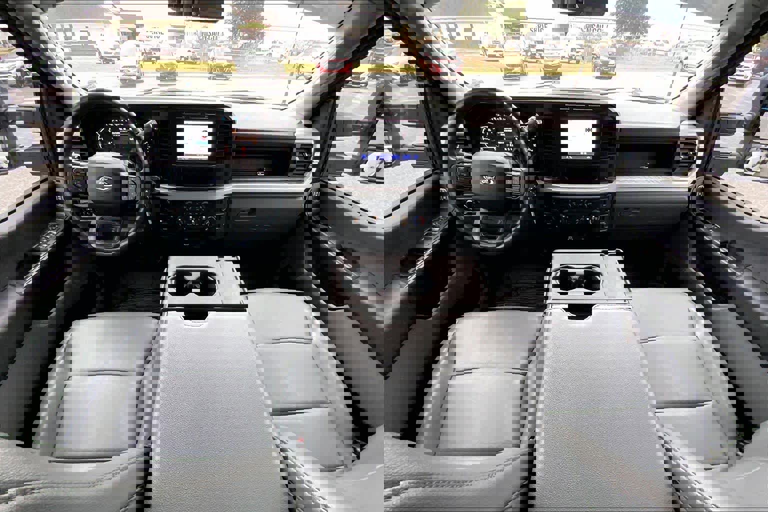 Used 2023 Ford F550 4x4 Crew Cab Super Duty image 15