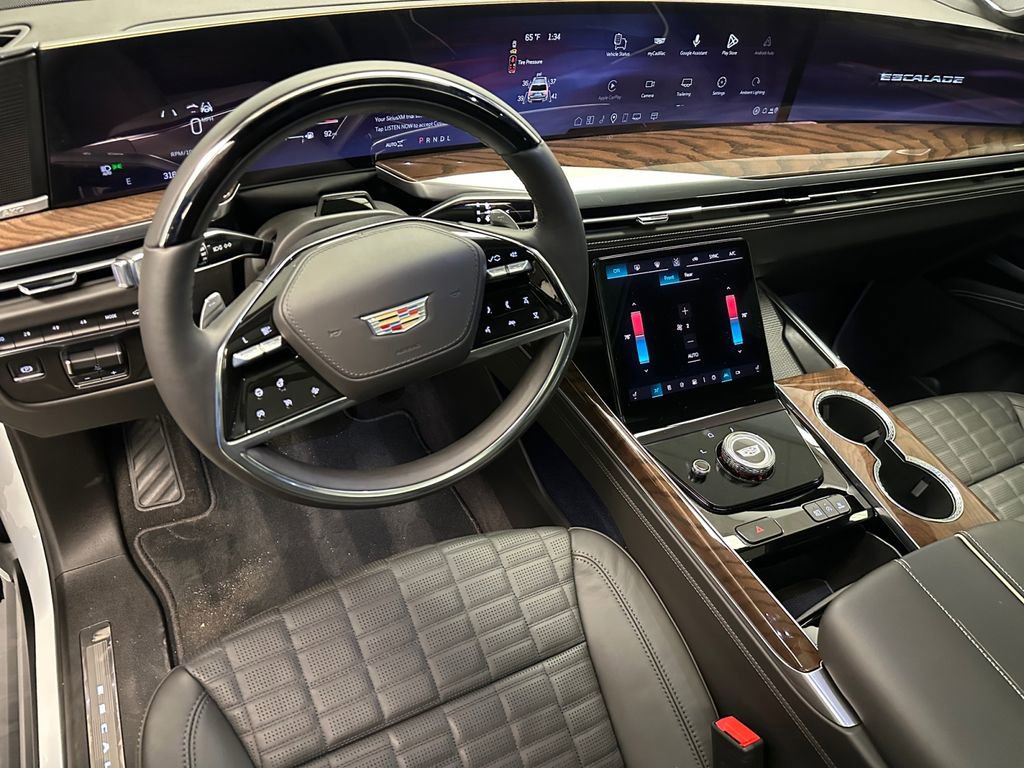 Used 2026 Cadillac Escalade Platinum Sport w/ LPO, ONYX Package AWD/4WD image 24