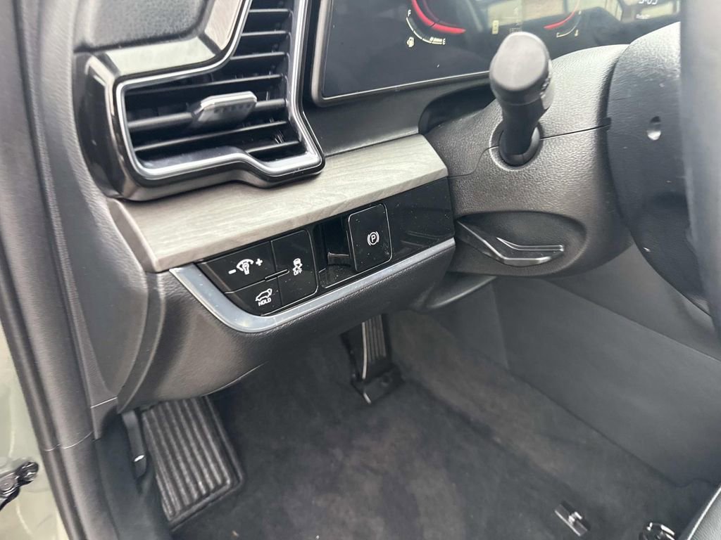 Used 2023 Kia Sportage X-Line w/ X-Line Premium Package image 22