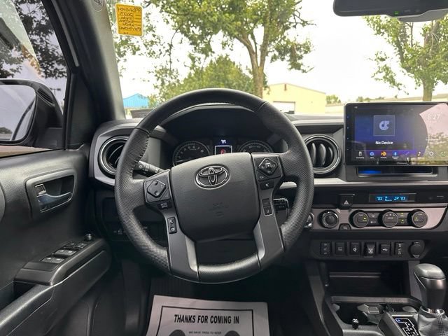 Used 2023 Toyota Tacoma TRD Sport AWD/4WD image 20