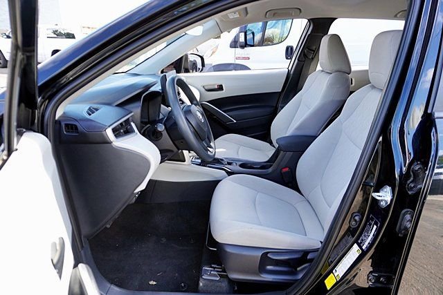 Used 2022 Toyota Corolla Cross L image 15