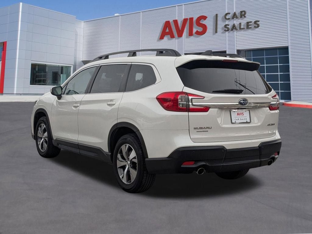 Used 2025 Subaru Ascent Premium AWD/4WD image 3