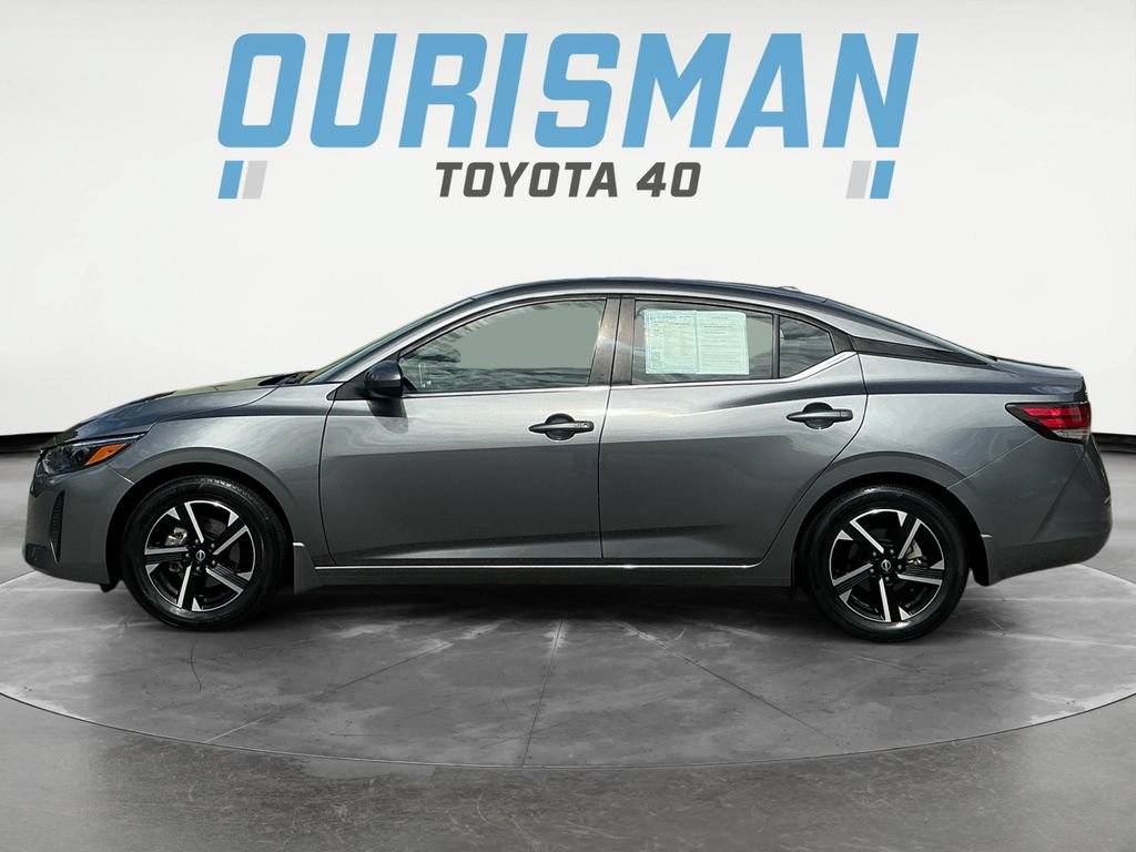 Used 2024 Nissan Sentra SV FWD image 4