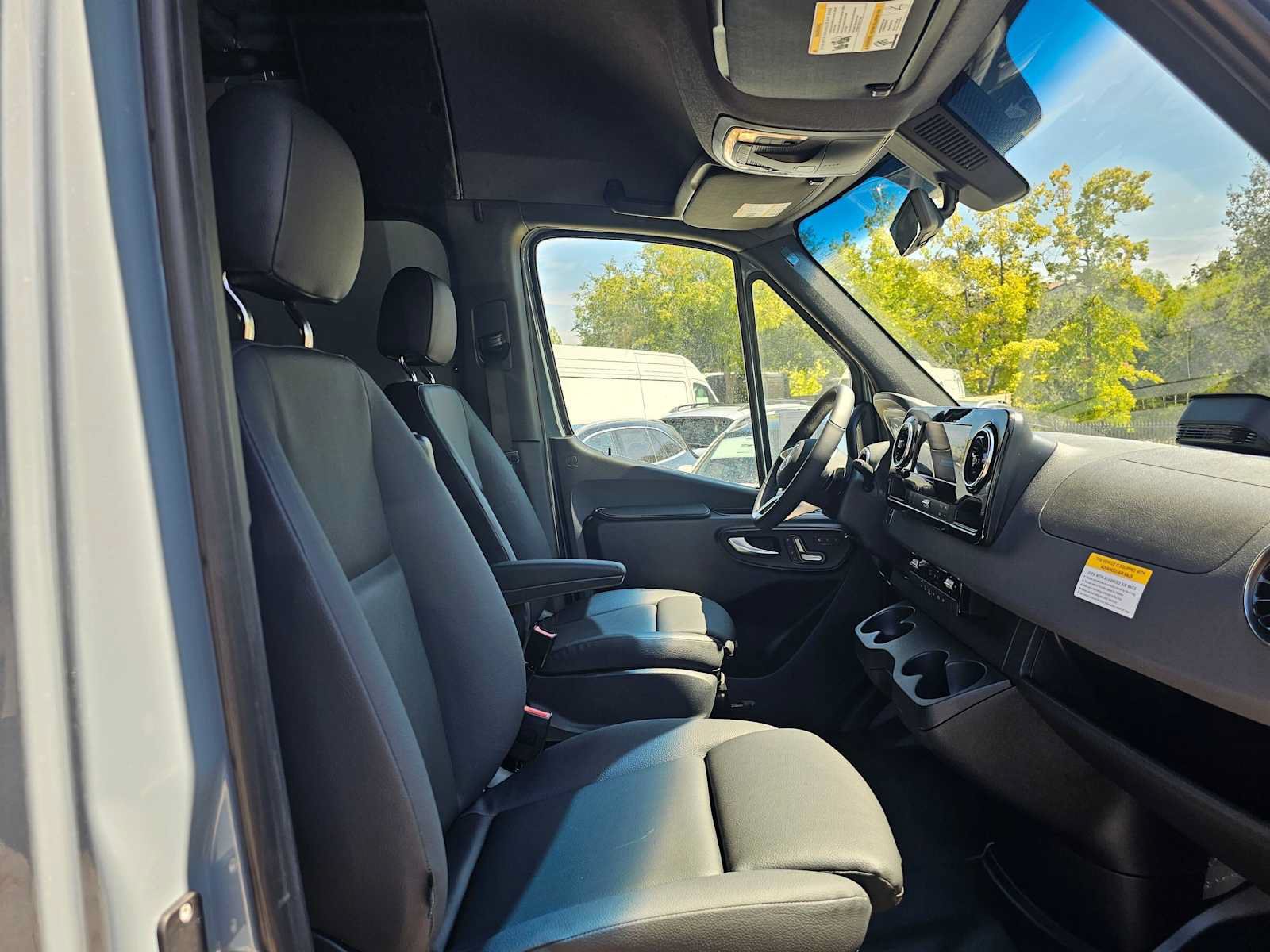 New 2026 Mercedes-Benz Sprinter 2500 image 10