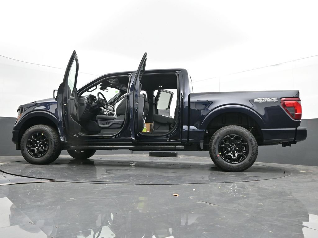 New 2025 Ford F150 XLT w/ Equipment Group 302A MID image 70